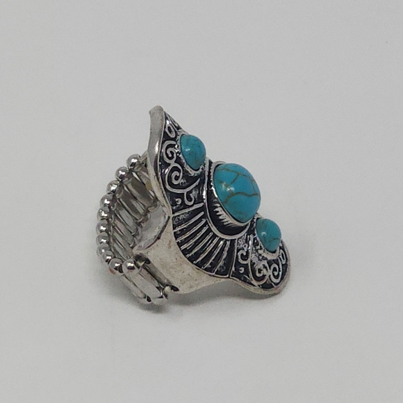 Turquoise Color Stone Southwest Style Concho Stretch Statement Ring - Picture 6 of 14